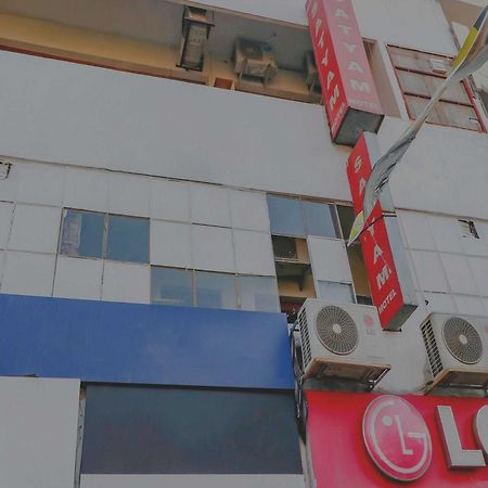 Hotel O Sameer Residency Chandīgarh Dış mekan fotoğraf